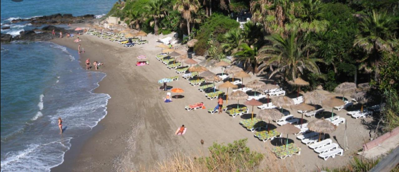 Holidays2Benalmadena Torrequebrada Sea View Front Beach With Pool Parking & Terraces エクステリア 写真