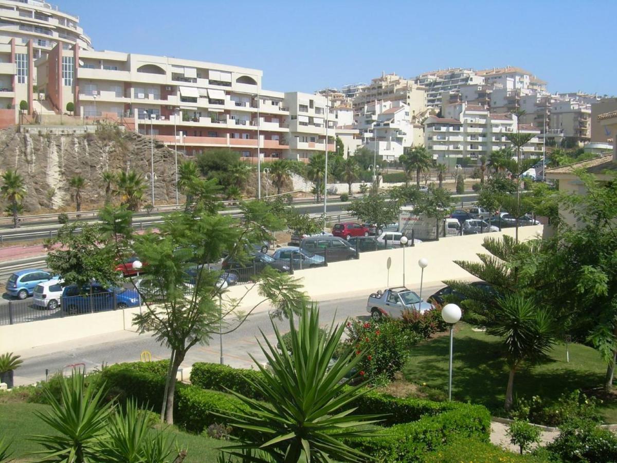 Holidays2Benalmadena Torrequebrada Sea View Front Beach With Pool Parking & Terraces エクステリア 写真