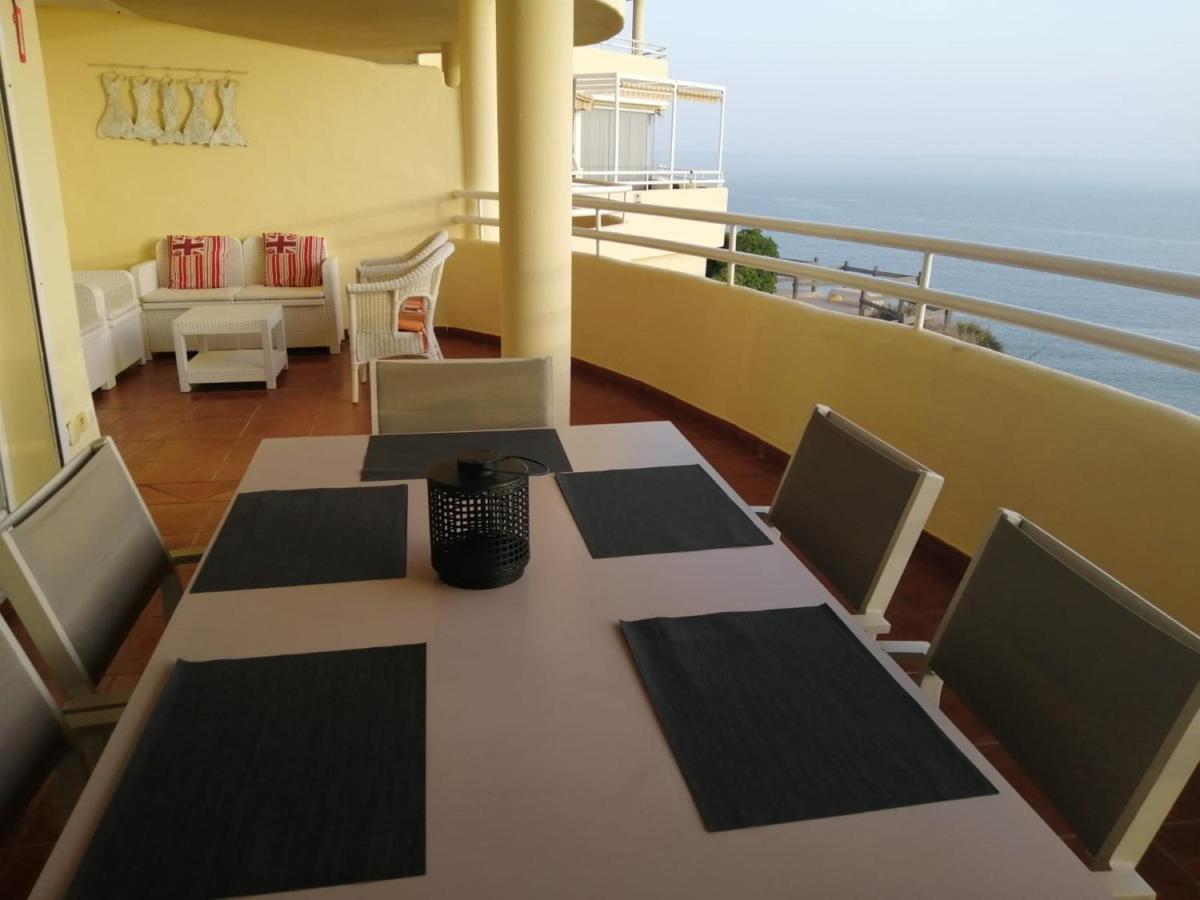 Holidays2Benalmadena Torrequebrada Sea View Front Beach With Pool Parking & Terraces エクステリア 写真