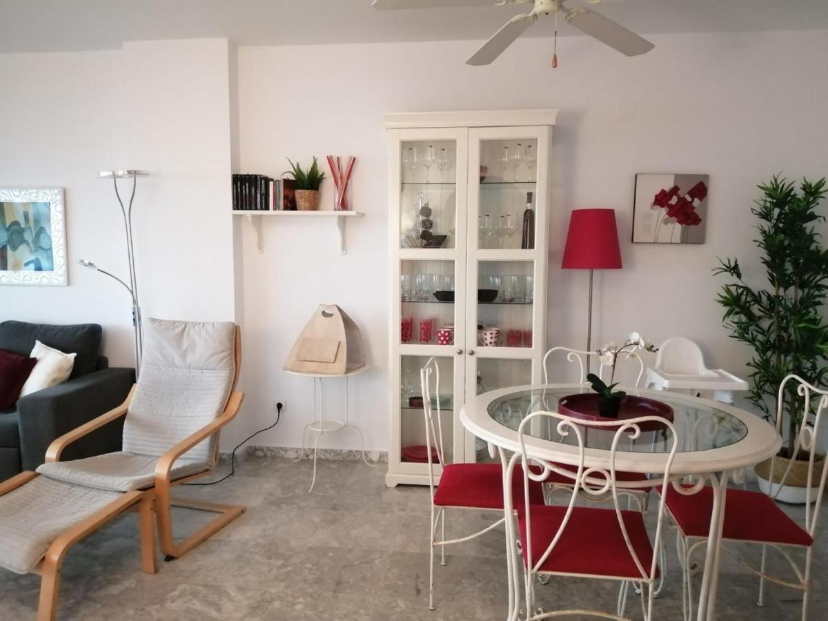 Holidays2Benalmadena Torrequebrada Sea View Front Beach With Pool Parking & Terraces エクステリア 写真