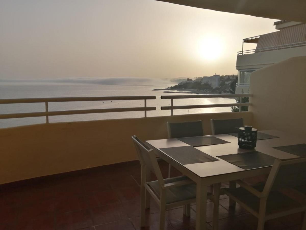 Holidays2Benalmadena Torrequebrada Sea View Front Beach With Pool Parking & Terraces エクステリア 写真