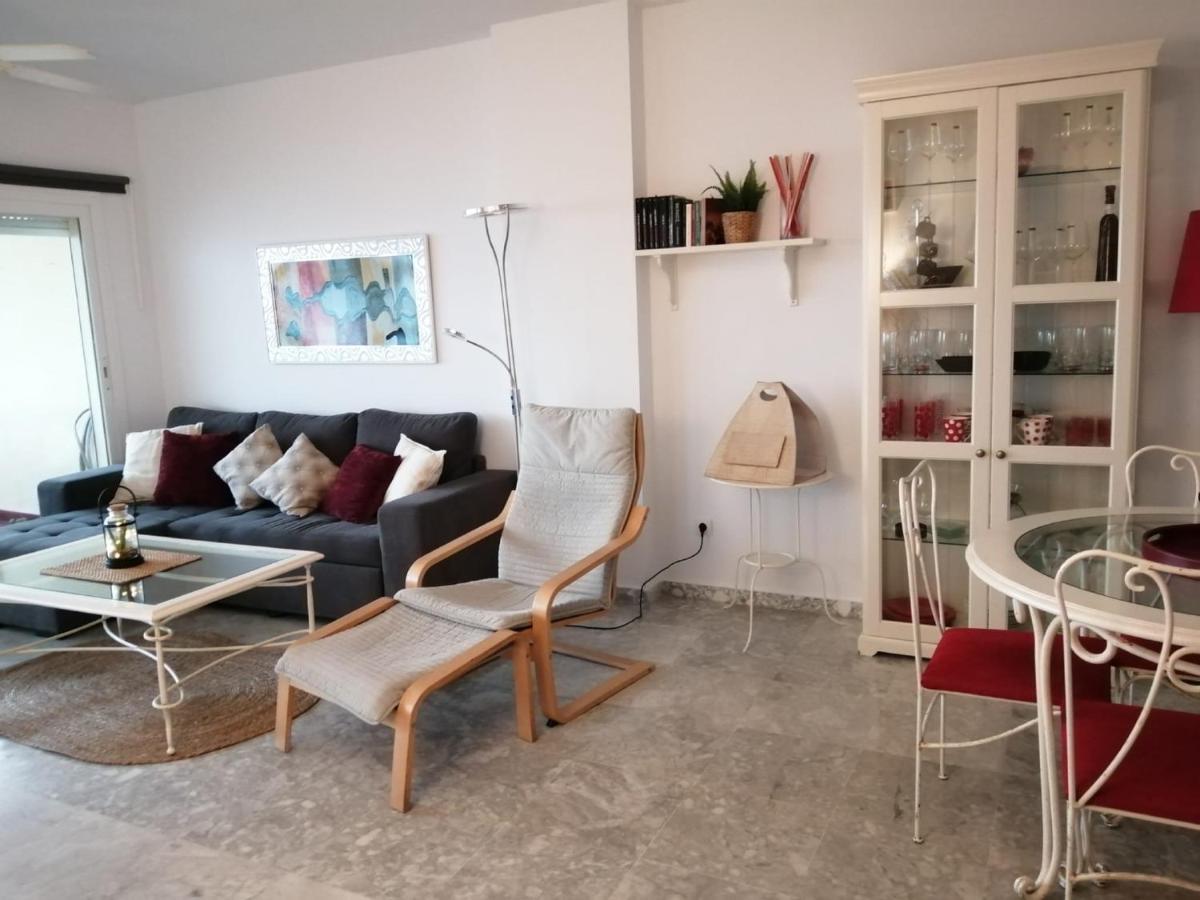 Holidays2Benalmadena Torrequebrada Sea View Front Beach With Pool Parking & Terraces エクステリア 写真
