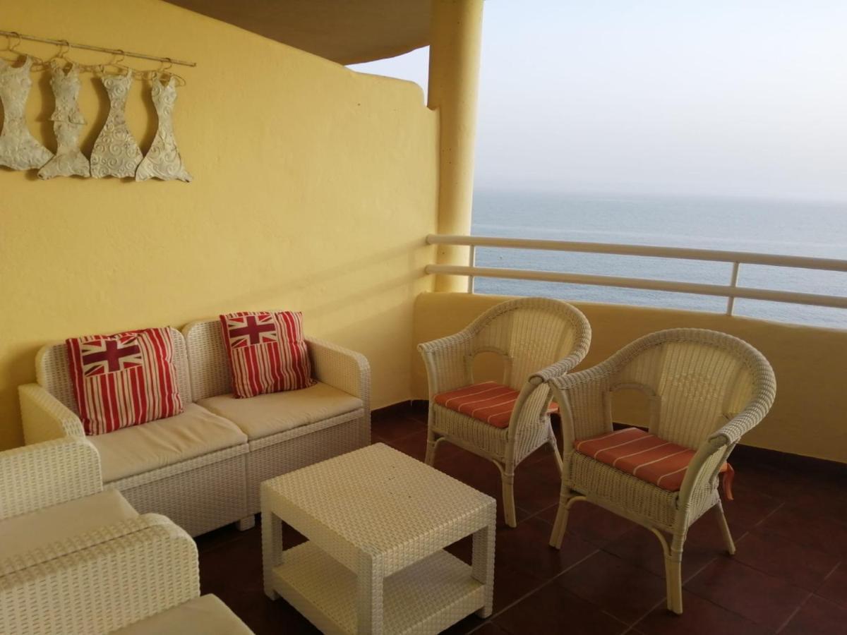 Holidays2Benalmadena Torrequebrada Sea View Front Beach With Pool Parking & Terraces エクステリア 写真